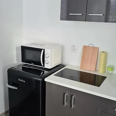 Tatrio Apartment *